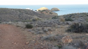 Coastal path to La Isleta...