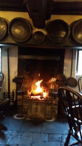 Fleece Inn Log Fire (late Jun 2016)...